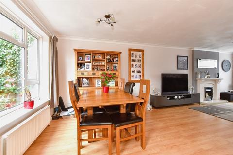 7 Helding Close, Herne Bay, CT6 7EF