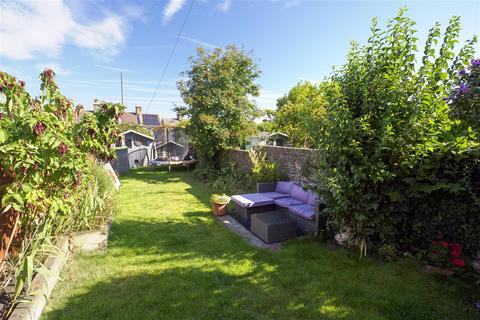 83 Athelstan Road, Faversham, ME13 8QN