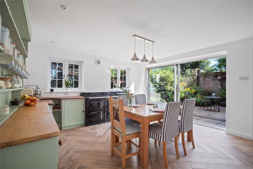 Bere Regis, Wareham, Dorset 4 bed link detached house for sale £625,000