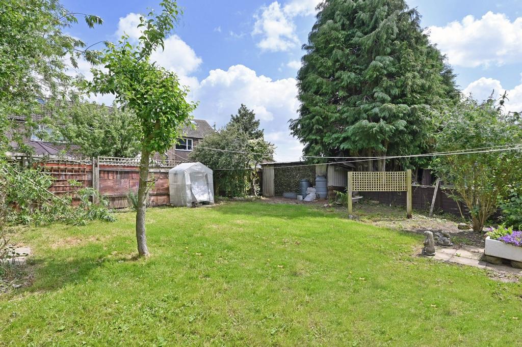 Beech Avenue, York, YO23 2 bed bungalow for sale £215,000