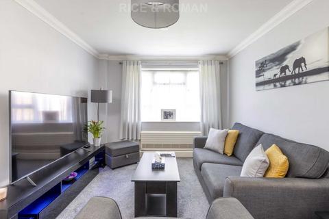 1 bedroom retirement property for sale, Firs Close, Esher KT10
