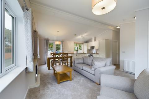 2 bedroom park home for sale, Hollins Park, Quatford, Bridgnorth, WV15 6QJ