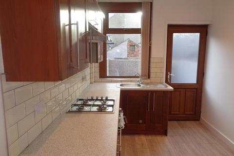 2 bedroom property to rent, Harrogate Street,