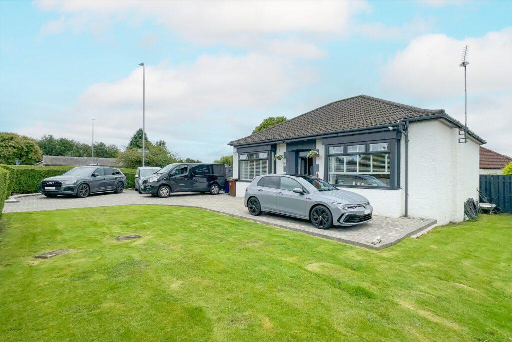 1 Manor Road, Old Drumchapel 3 bed detached bungalow for sale £340,000