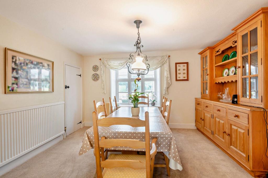 Breakfast Room