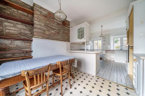 Tyr Hen Ysgol Brecon Road, Hay On Wye, Hereford, HR3 5DY