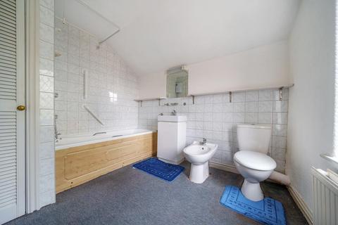 Tyr Hen Ysgol Brecon Road, Hay On Wye, Hereford, HR3 5DY