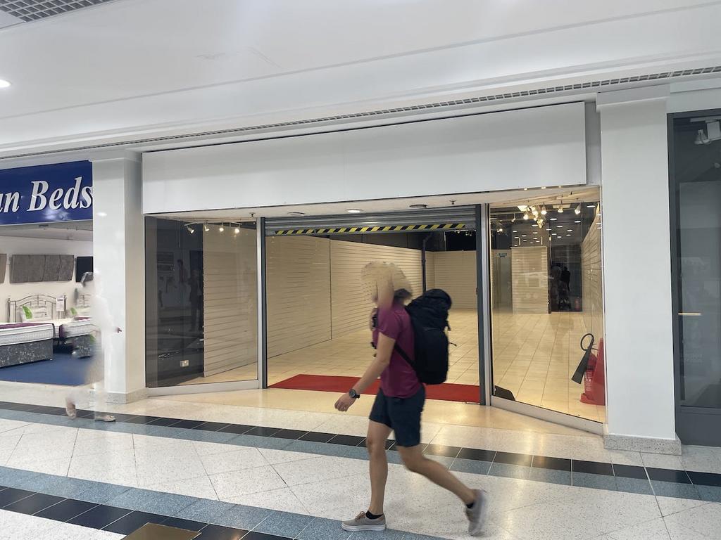 Unit 38 (8 Westbury Mall) Fareham Shopping Centre, Fareham, PO16 0PE Retail property (high