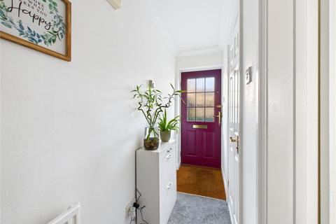 3 bedroom terraced house to rent, Peto Avenue, Colchester, CO4
