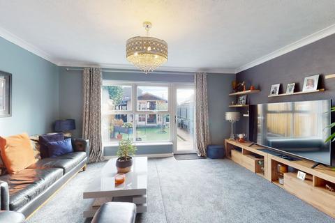 3 bedroom end of terrace house for sale - Canterbury Road, Birchington, CT7