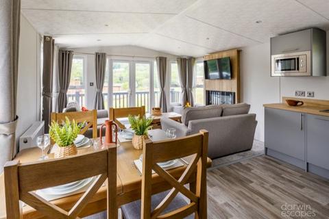 2 bedroom lodge for sale - Plas Isaf Lodge Retreat, Caerwys Hill CH7