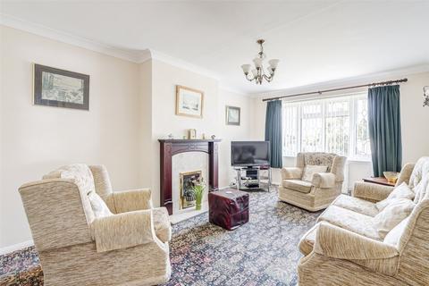 2 bedroom bungalow for sale, Hermione Close, Ferring, Worthing, West Sussex, BN12
