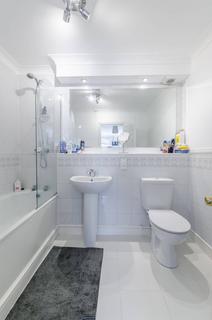 10b Hillgate Place, London, SW12 9ES