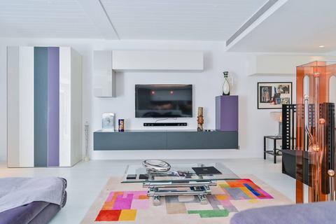 Apartment B3, Hat Factory Apartments, 18 Hollen Street, London, W1F 8BG