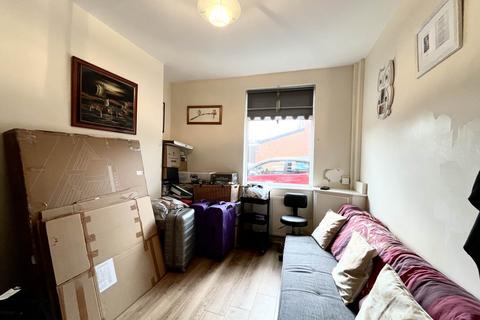 2 bedroom end of terrace house for sale, Pigot Street, St Helens