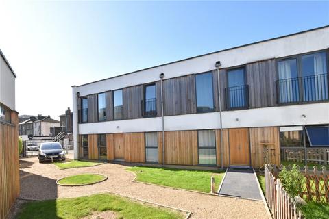 3 Woodland Mews, London, SE13 7LA