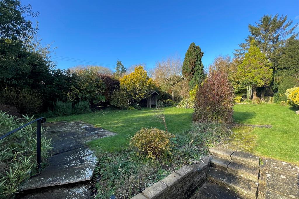 Firsdown 4 bed detached bungalow for sale £600,000