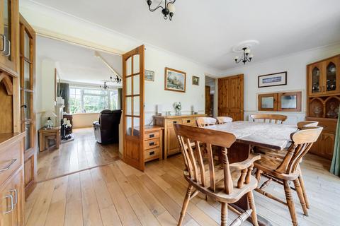 28 Chichester Close, Witley, Godalming, GU8 5PA