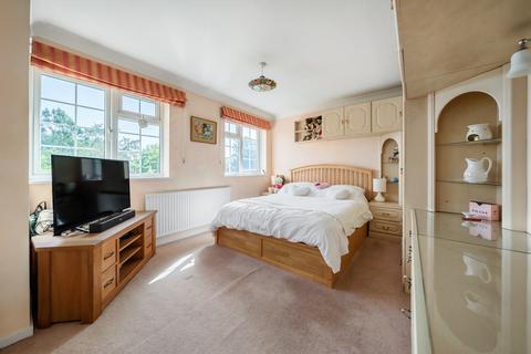 28 Chichester Close, Witley, Godalming, GU8 5PA