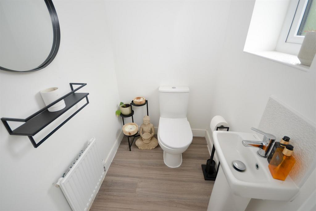 Ground Floor Wc
