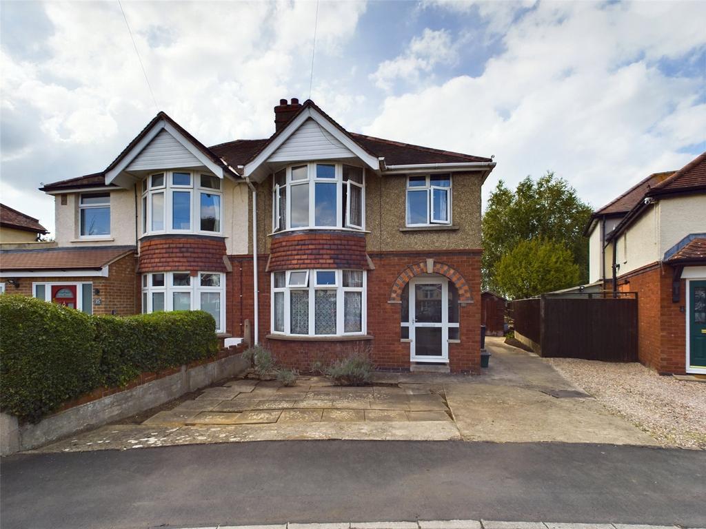 Coniston Road, Gloucester, Gloucestershire, GL2 3 bed semidetached