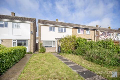 3 bedroom semi-detached house for sale, Beech Close, Wymondham