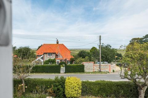 4 bedroom detached house for sale, Blakeney