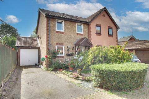 11 Gull Way, Chatteris, PE16 6DT