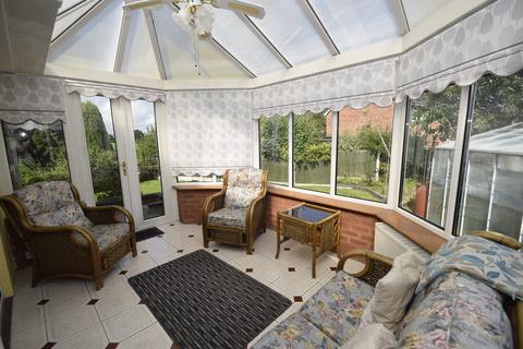 2 bedroom detached bungalow for sale, Alkington Road, Whitchurch