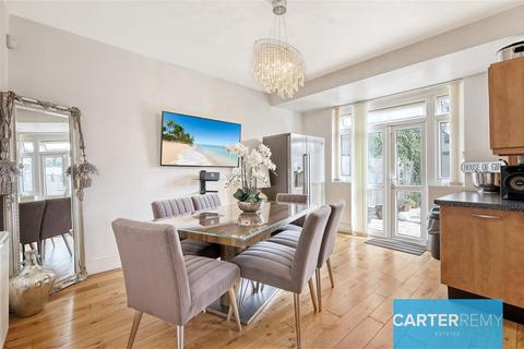 46 Grosvenor Road, Dagenham, RM8 1NL