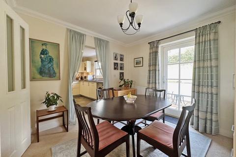 12 Belvedere, Truro, TR1 1UU