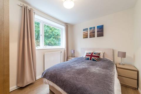 3 bedroom flat for sale, Branch Hill, Hampstead, London, NW3
