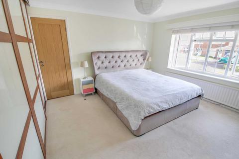28 Allendale Road, Earley, Reading, RG6 7PB