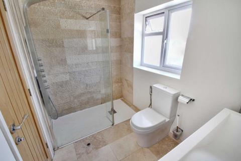 28 Allendale Road, Earley, Reading, RG6 7PB