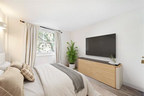 1 bedroom flat to rent, Earls Court Square, Earls Court, London