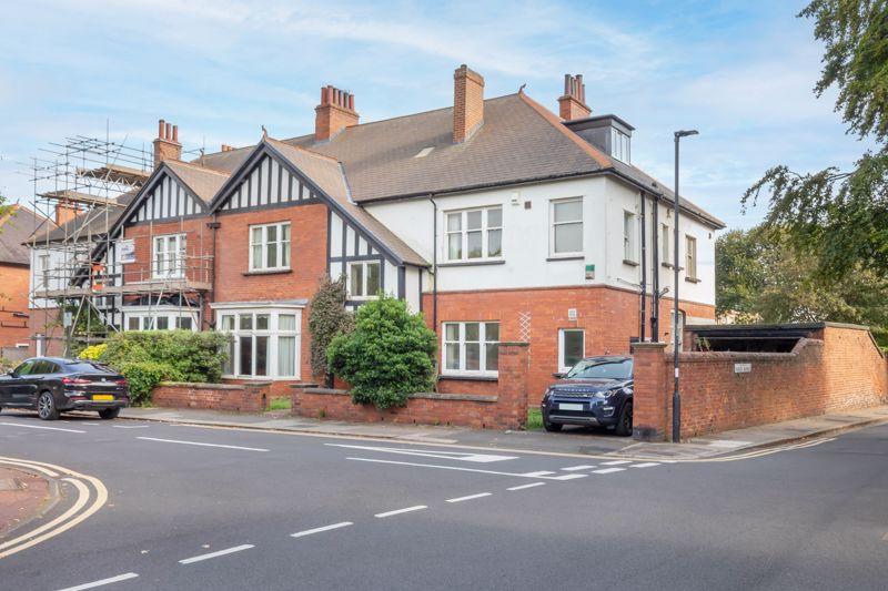 Beechfield Road, Gosforth, Newcastle... 6 bed semidetached house £