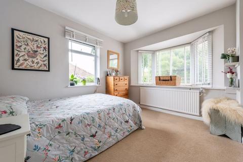 45 The Street, Fetcham, Leatherhead, KT22 9RB