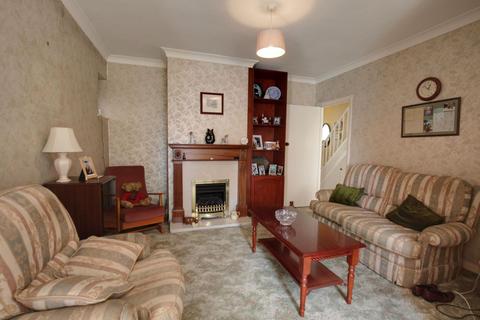 40 Homeway, Romford, RM3 0HD