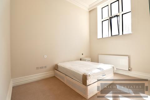2 bedroom apartment to rent, Courtyard House, The Ridgeway, NW7
