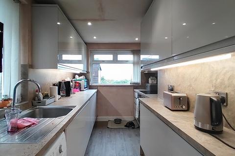 23 Fieldway, Clayton, Bradford, BD14 6RP