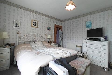 23 Fieldway, Clayton, Bradford, BD14 6RP
