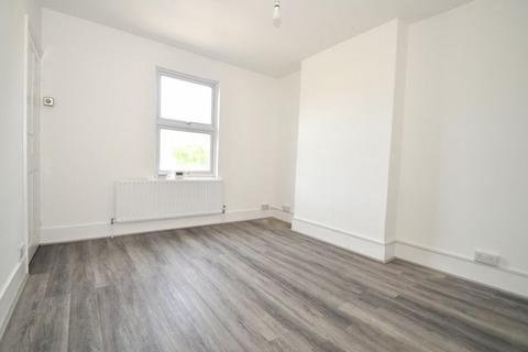 undefined, Villiers Road, Kingston Upon Thames