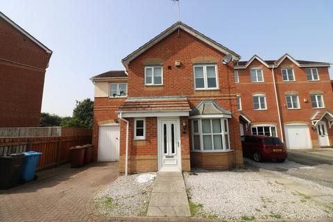 3 bedroom detached house to rent, Templewaters, Kingswood