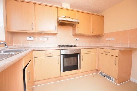 2 bedroom terraced house to rent - Chaucer Way, Slough