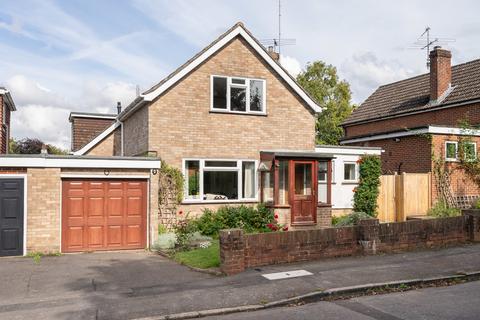 3 bedroom link detached house for sale, Glebe Road, Dorking