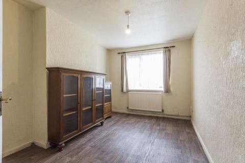 3 Central Drive, Trevethin, Pontypool, NP4 8EE