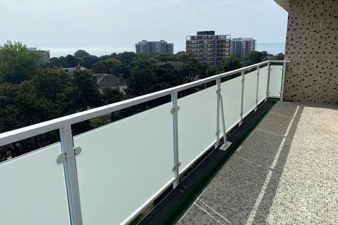 undefined, Buckingham Mansions, Bath Road