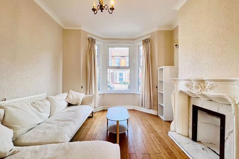 2 bedroom house to rent, Burford Road, East Ham, E6