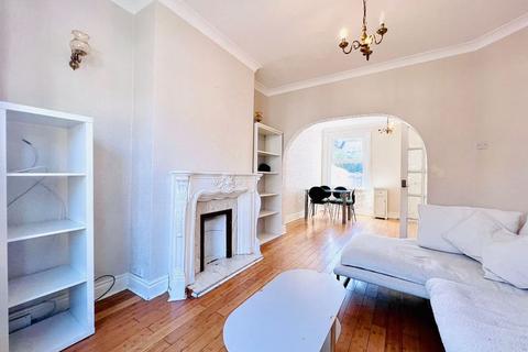 2 bedroom house to rent, Burford Road, East Ham, E6