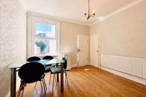 2 bedroom house to rent, Burford Road, East Ham, E6